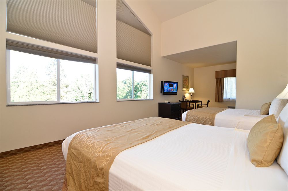Best Western Plus Battleground Inn & Suites Battle Ground Zewnętrze zdjęcie